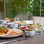 Tango Vibrant Living Hotel - Sha Extra Plus