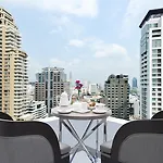 Centre Point Chidlom - SHA Extra Plus