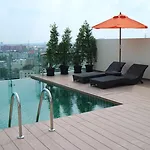 Al Meroz Hotel Bangkok - The Leading Halal Hotel