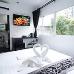 Thonglor Suites Hotel