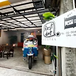 Restdot Hostel