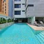 Cape House Langsuan Hotel