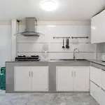Miq Home 142 Huai Khwang_New4Br/Jodd Fair