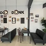 Udomsuk Inn & Cafe - Bts Udomsuk