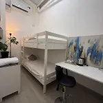 Twenty Two Place Beds Sukhumvit 22
