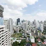 Petra Designer Apartment Sukhumvit, Nana Bts