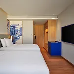 Hilton Garden Inn Bangkok Riverside