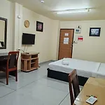 Hotel Grand Mandarin Latphrao 130
