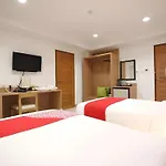 OYO 484 Pannee Residence Khaosan