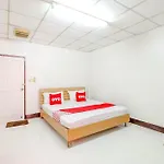 OYO 525 MRT Phetkasem 48 Place
