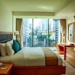 Oakwood residencia Sukhumvit 24 Hotel