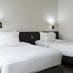Pinnacle Lumpinee Park Hotel