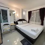 Ban Thungdang Housetel Bangkok