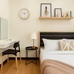 Gm7 - Private House Downtown 2Mins Walk To Metro
