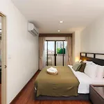 Jungle Dream King Bed Oasis With Balcony & High-Speed Wifi