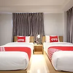 Dancenter Pannee Hotel Khaosan