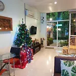 Friends House Resort