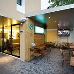 Alisha Court Hotel & Residence