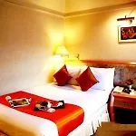 Sawasdee Langsuan Inn