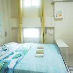 Rama9 Kamin Bird Hostel