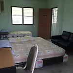 Oyo 471 Sunshine Apartment