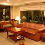 Four Seasons International House