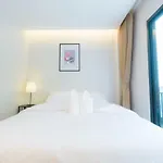Metro Hotel