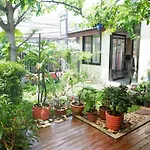 Mon Lodge & Yoga Donmueang
