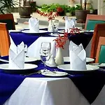 The Laurel Suite Apartment