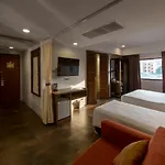 Nanda Heritage Hotel