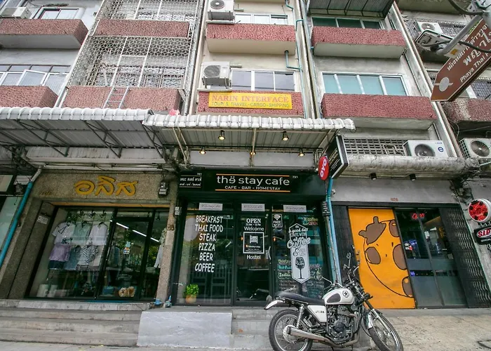 Oyo 1158 Thestaycafe Hostel