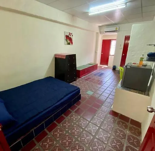 Ratanawong Place 304