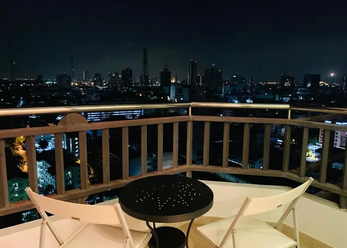 Supalai Oriental Place