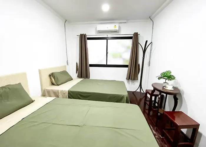 3Br Entire House Next To Skytrain