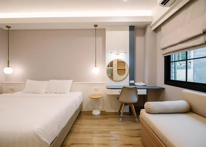 Moon House Bkk Room 2B