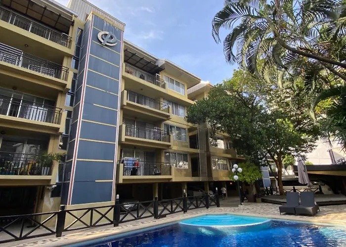 Phatana Court