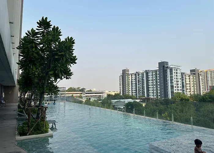 Luxury Condo - Bts Punnawithi - Pool, Gym, Sauna