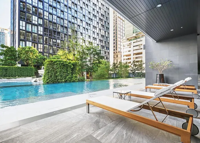 Grand Central Bangkok By Favstay