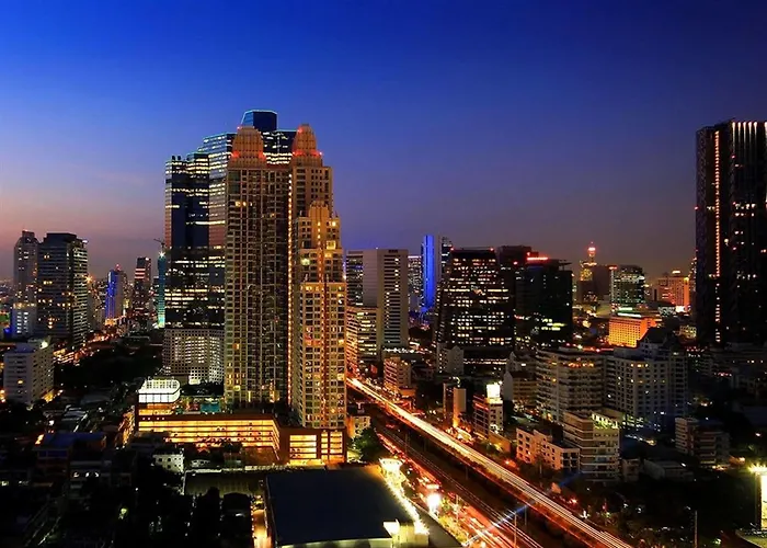 Oaks Bangkok Sathorn