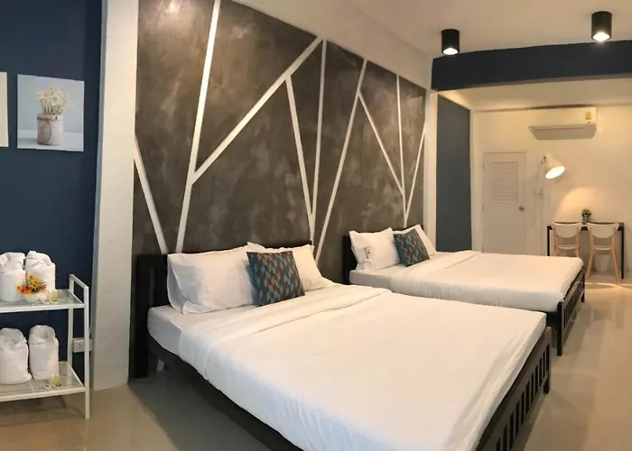 Baan Phaholyothin 52