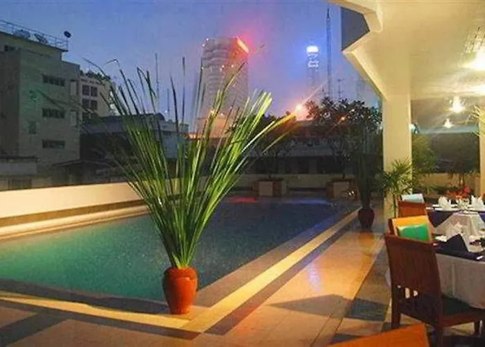 The Laurel Suite Apartment