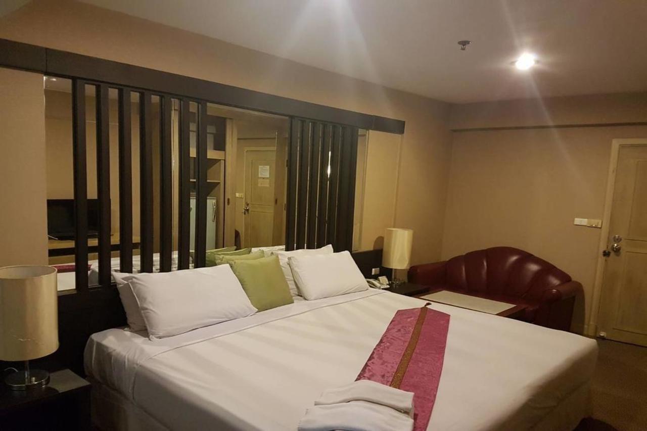 Niran Grand Hotel 4*