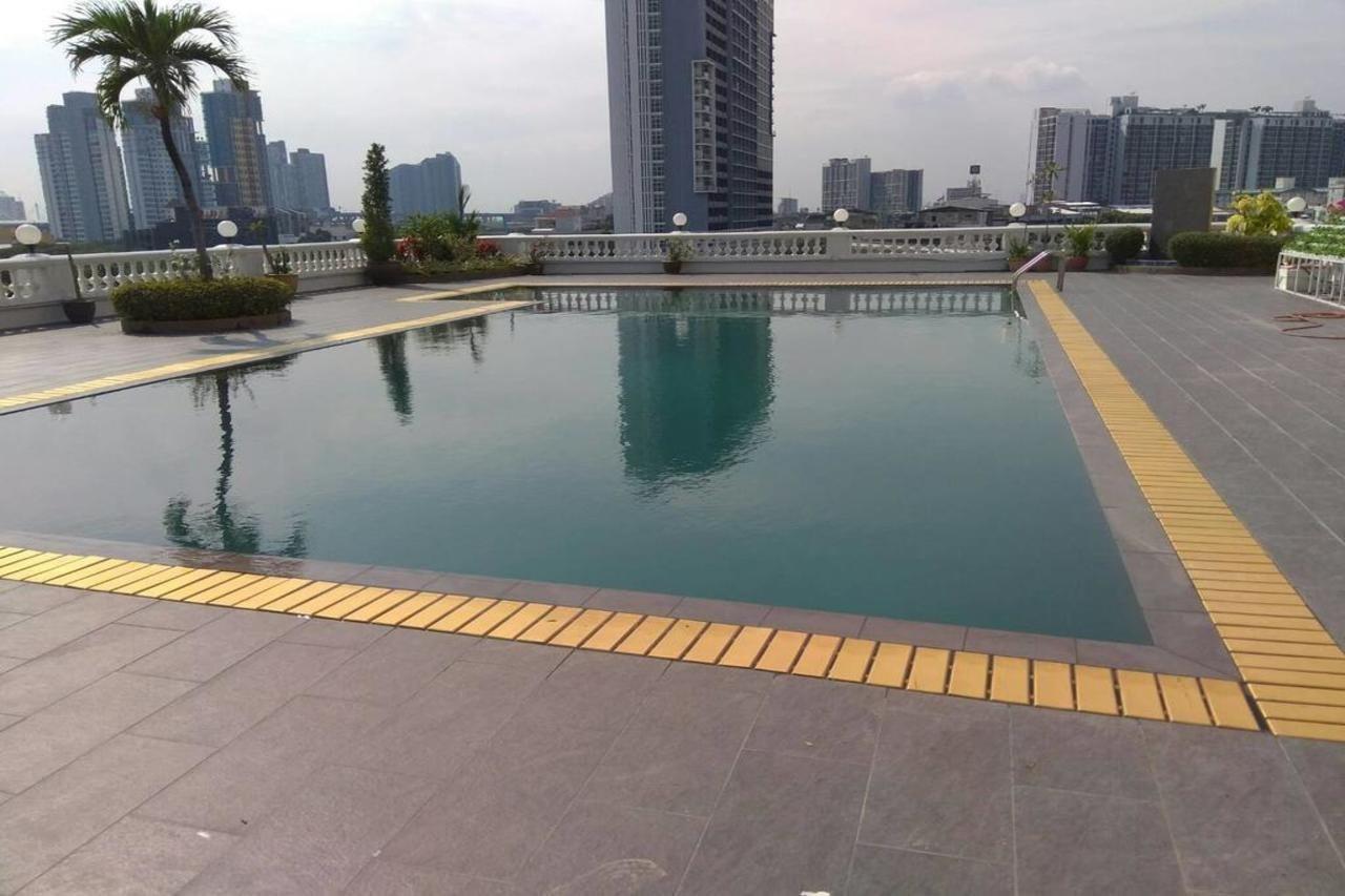Hotel Niran Grand