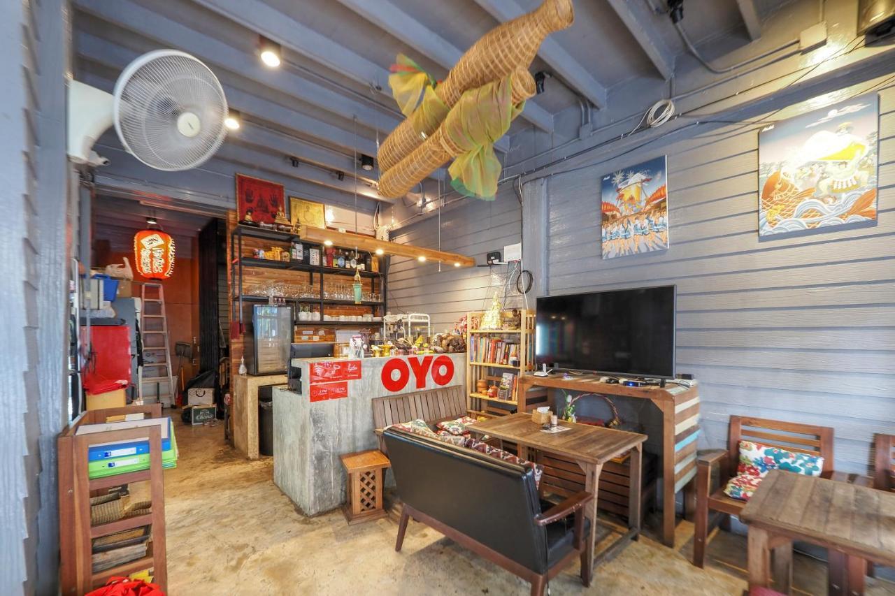 Oyo 1016 Jade's House