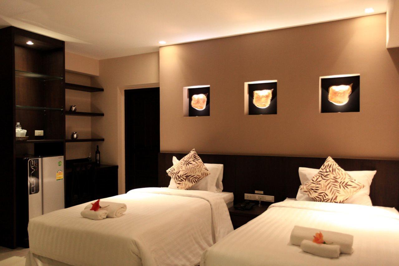 Chateau De Sukhumvit 3*
