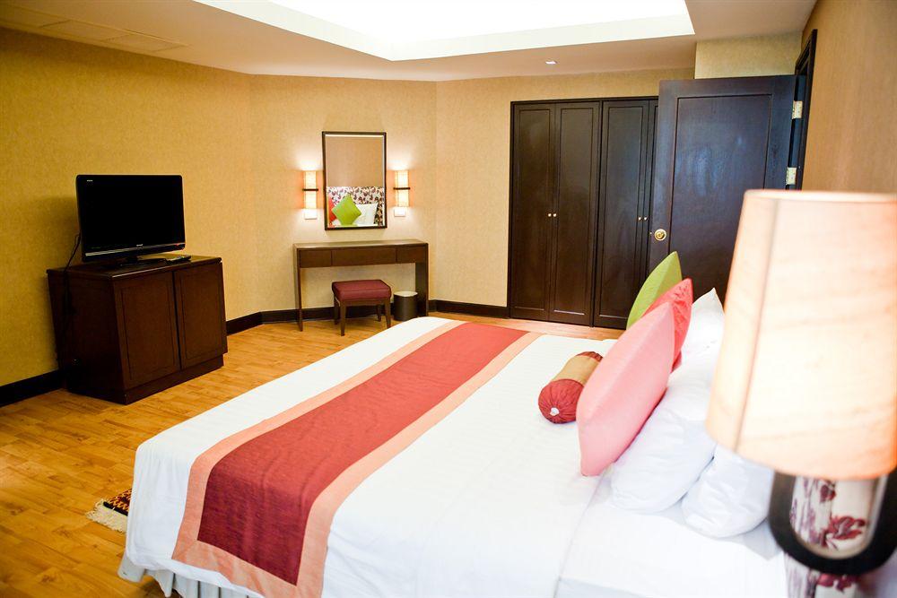 Rembrandt Residences Khách sạn