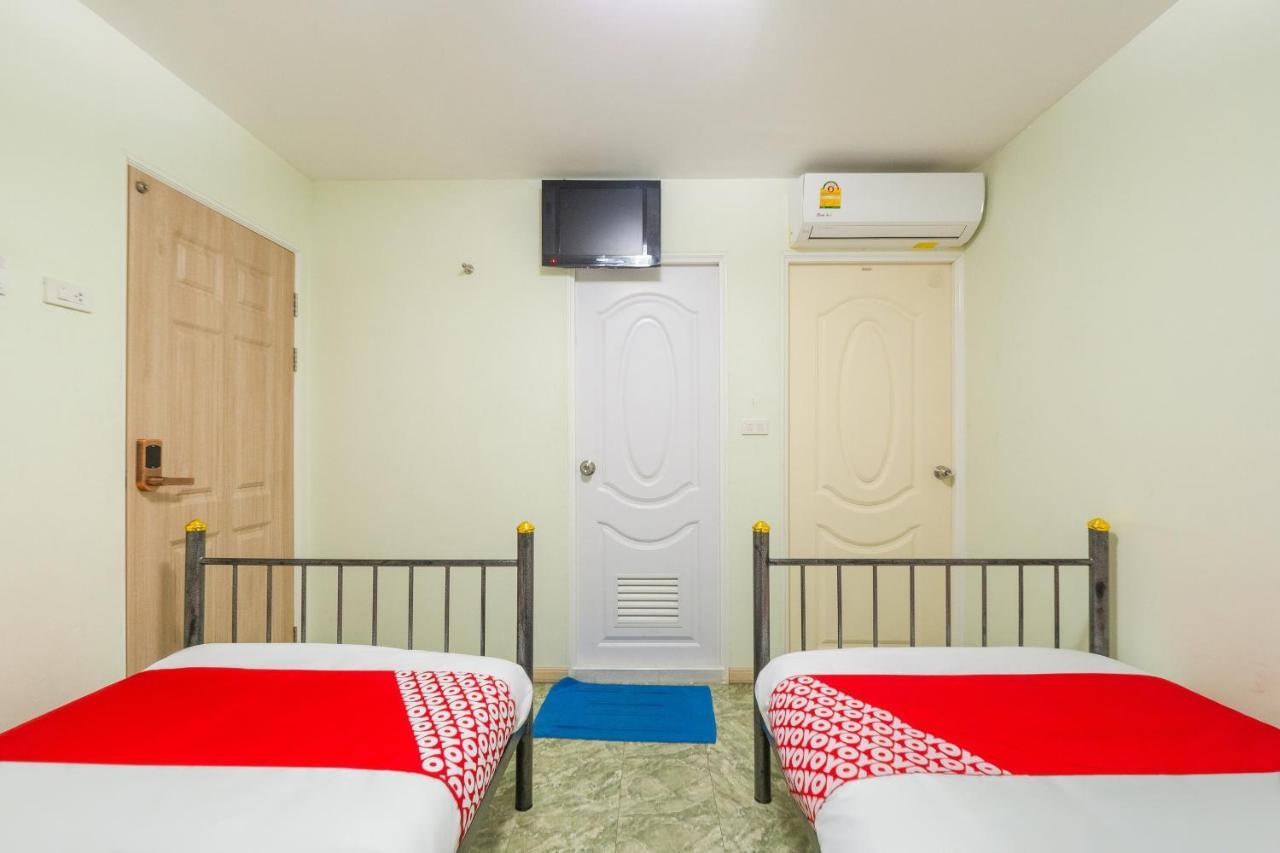 Sp Park Thaphra Hotel