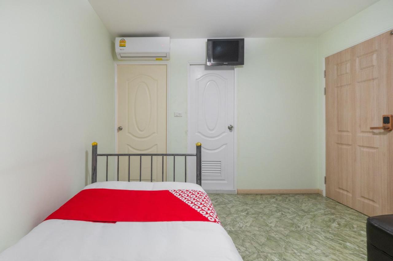 Hotel Sp Park Thaphra