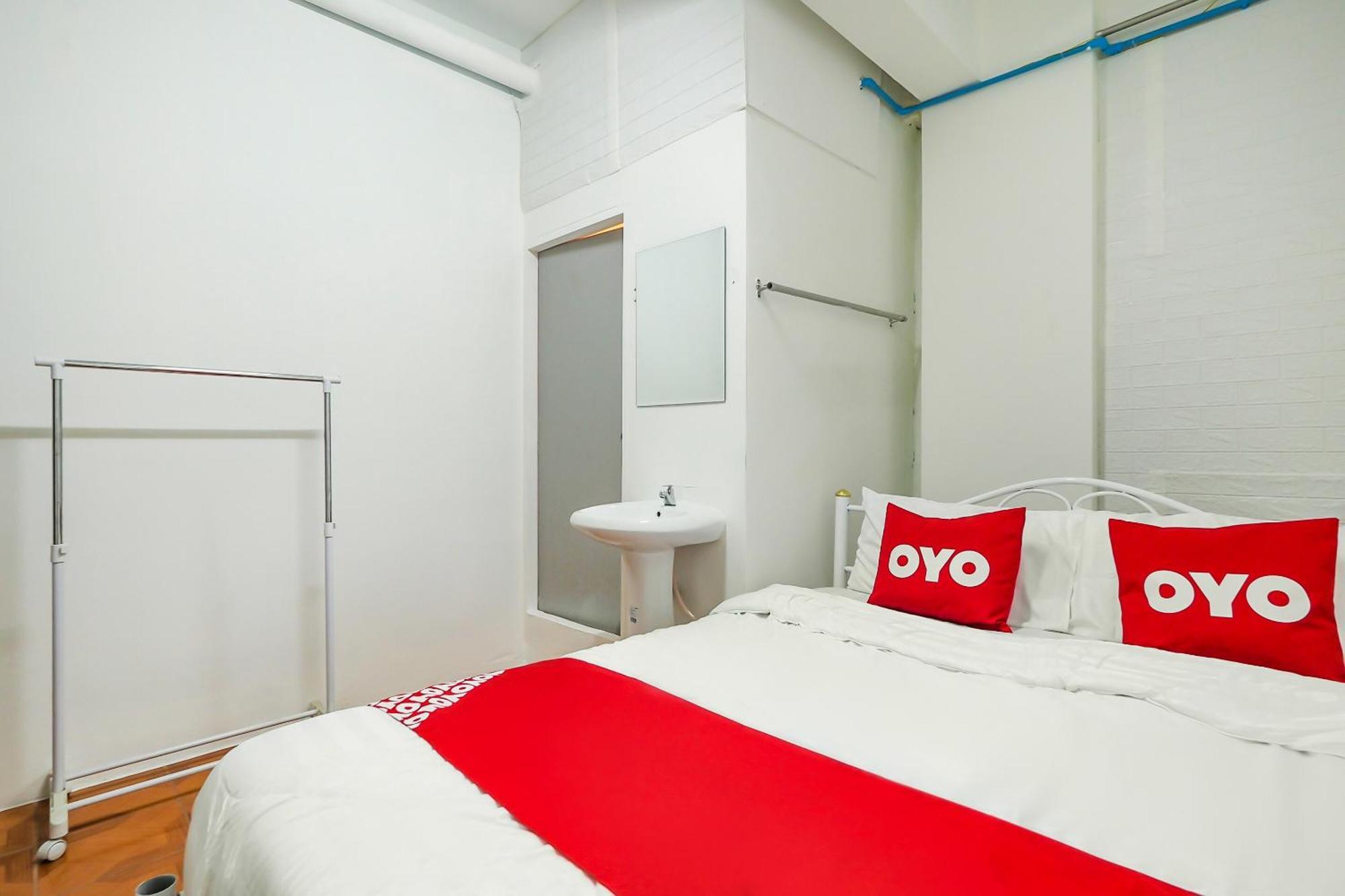 Oyo 550 Happyland Hotel 2*