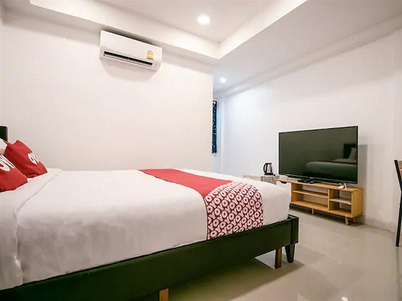 Oyo 568 Art Hua Lamphong Hotell 2*